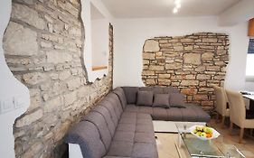 Meressa Paolia Apartments