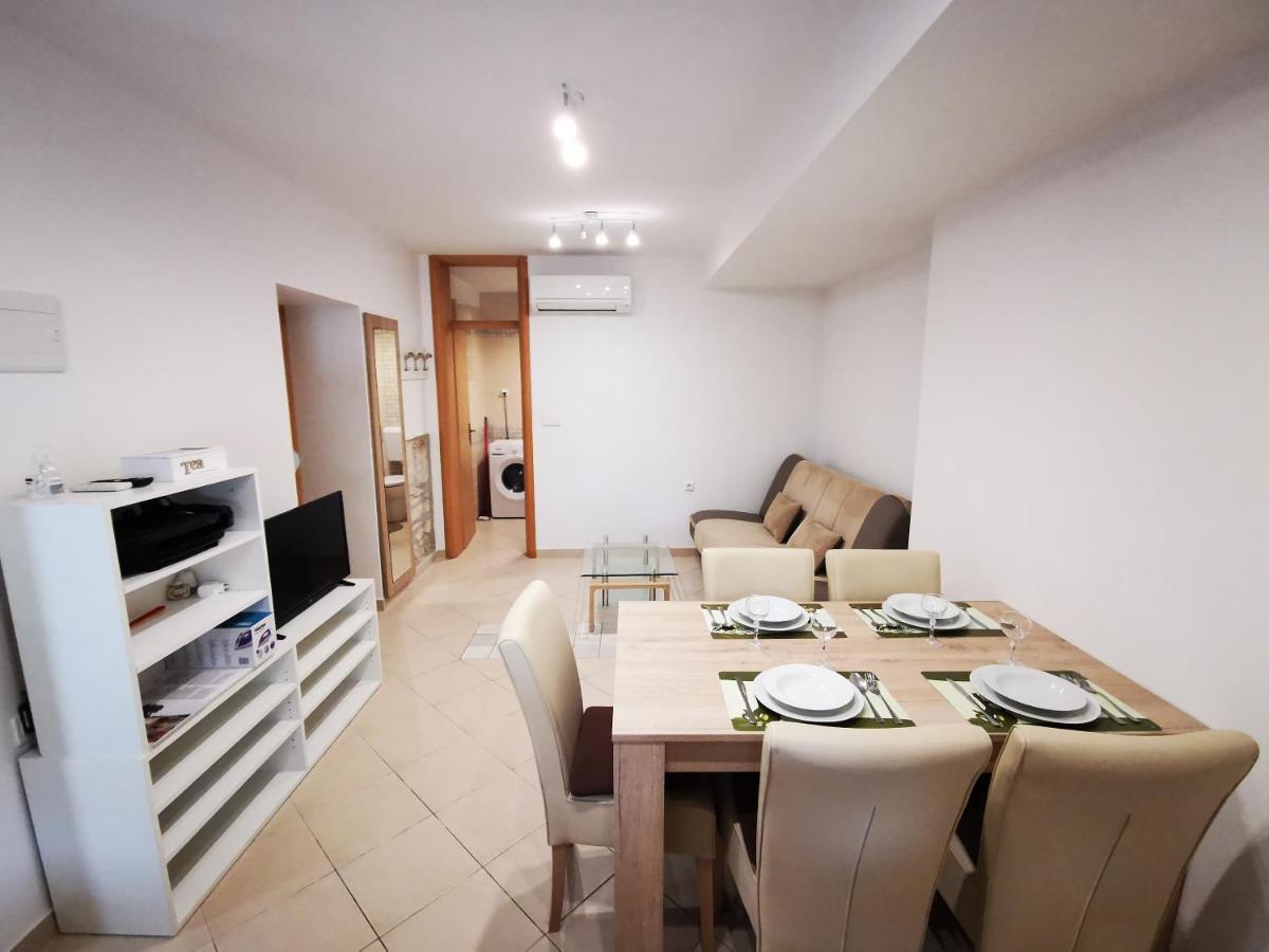 Meressa Paolia Apartments Novigrad Istria Exteriör bild